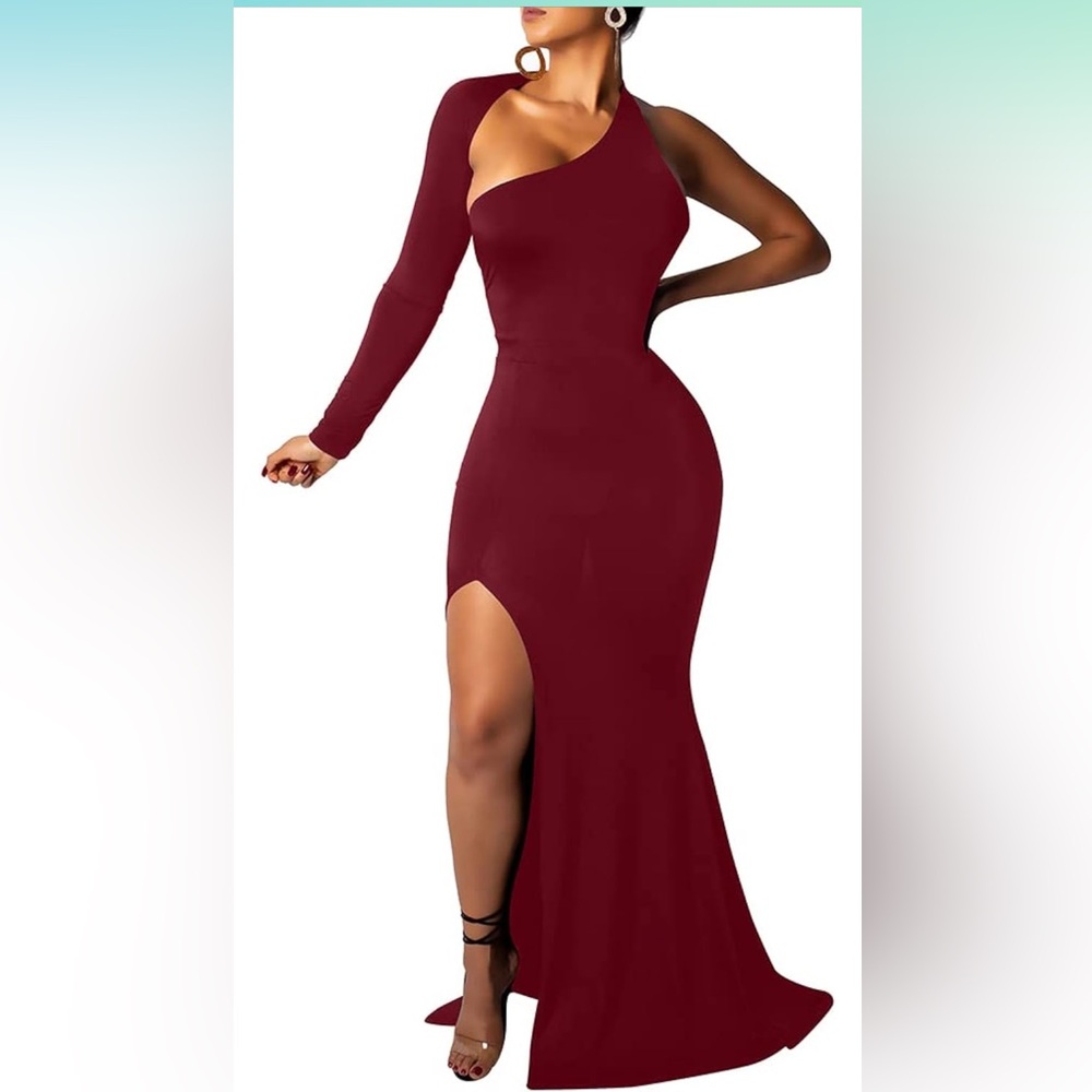 Formal A symmetrical Red Dress